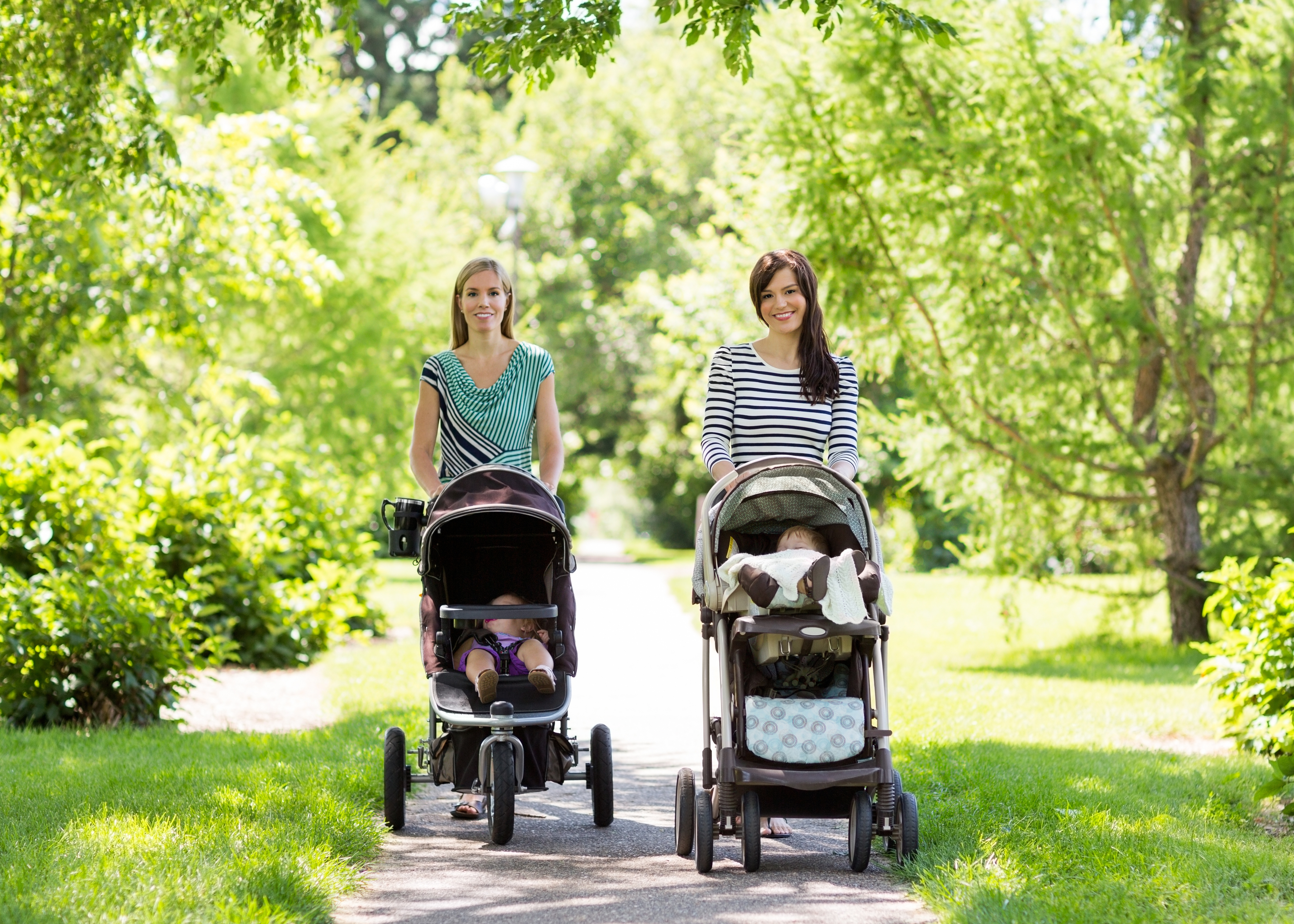 Womens | Mom's Playgroup | Courtney Craig & Courtney Siemsen