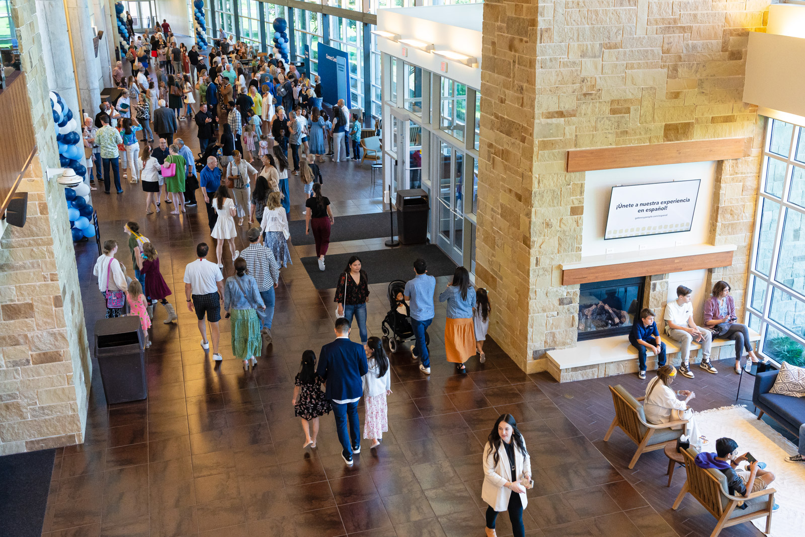 Plano Lobby